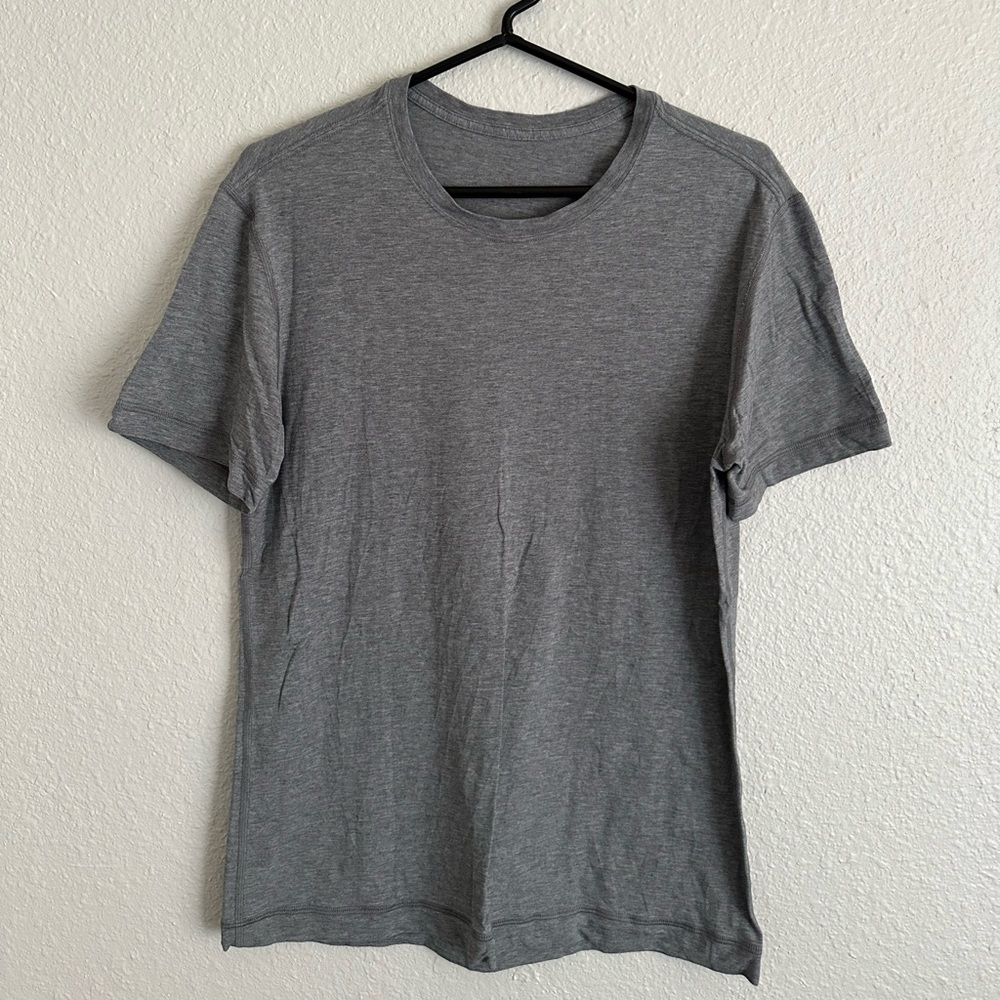 Lululemon 5 Year Basic Gray Tee Shirt